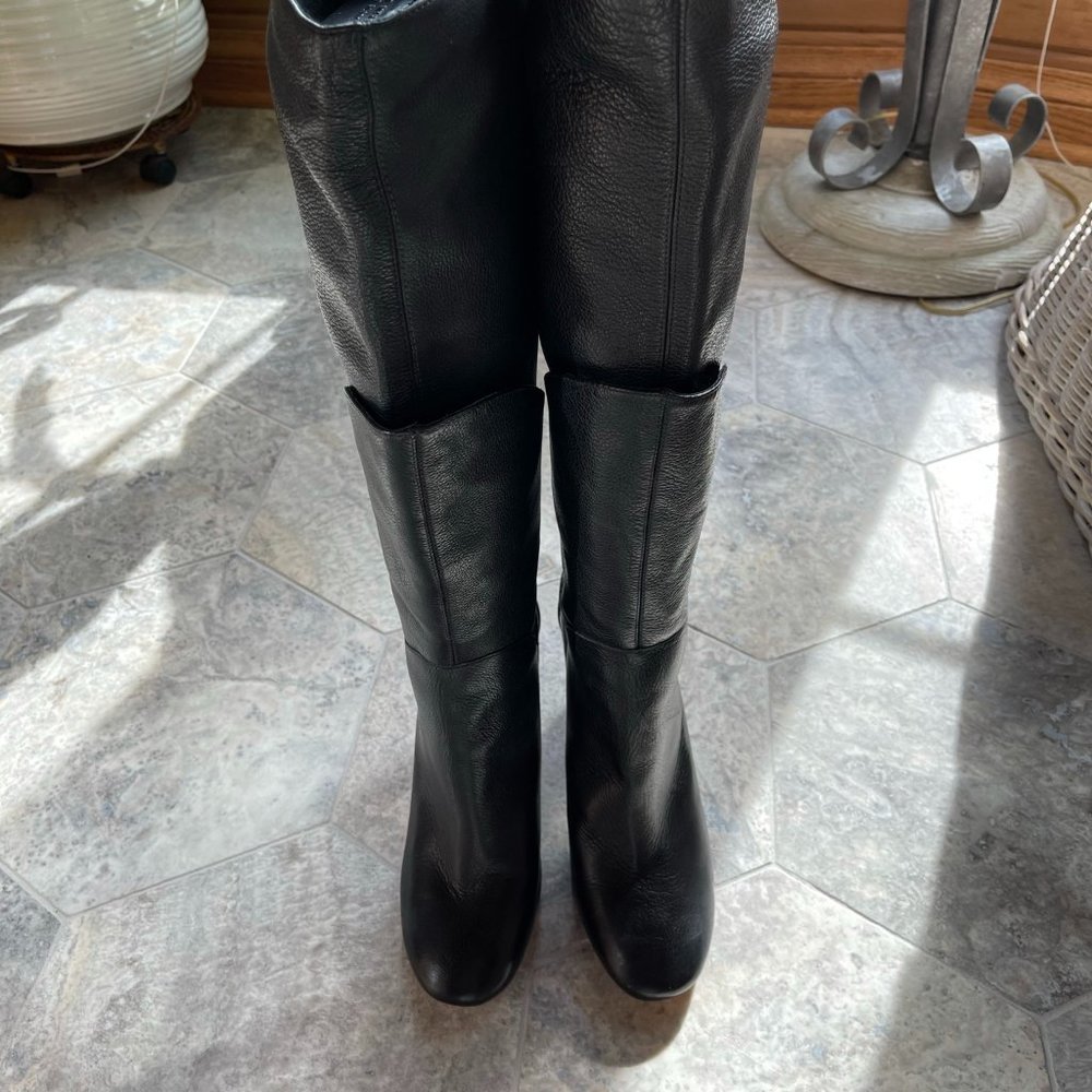 DIANE VON FURSTENBERG TALL BLACK LEATHER BOOTS 7W